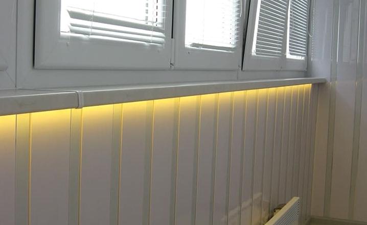 LED-strips kunnen ook worden gebruikt om de vensterbank te verlichten, 