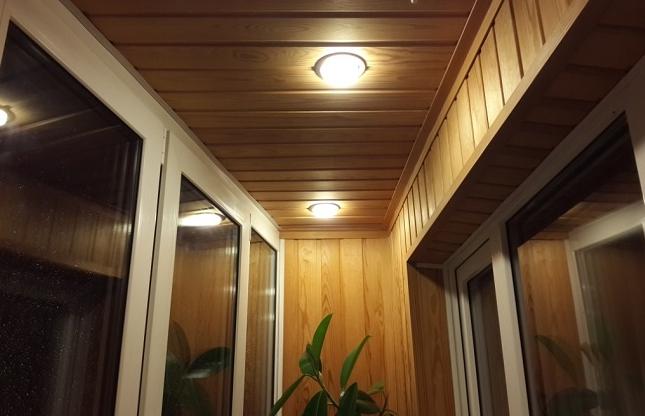 How to make a light on the balcony or loggia yourself