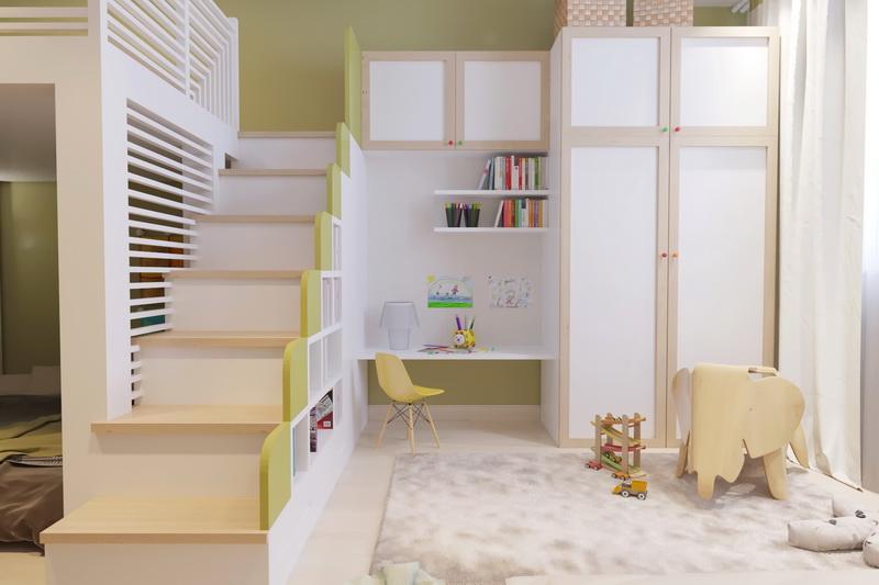 Children's room with a second tier.