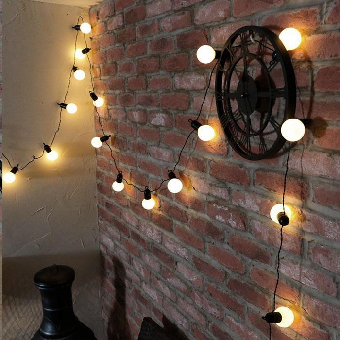 Handmade wall lights - from improvised materials